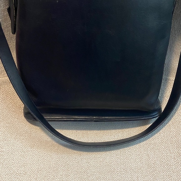 Vintage Black Leather coach bag - Picture 2 of 10